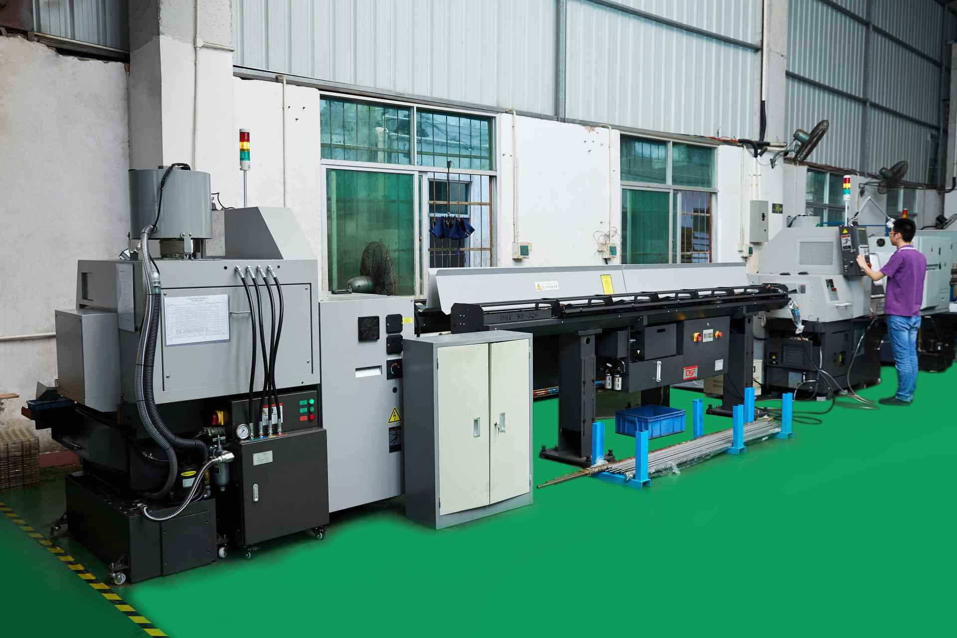 Precision CNC Tunring Center Workshop of China CNC Prototyping